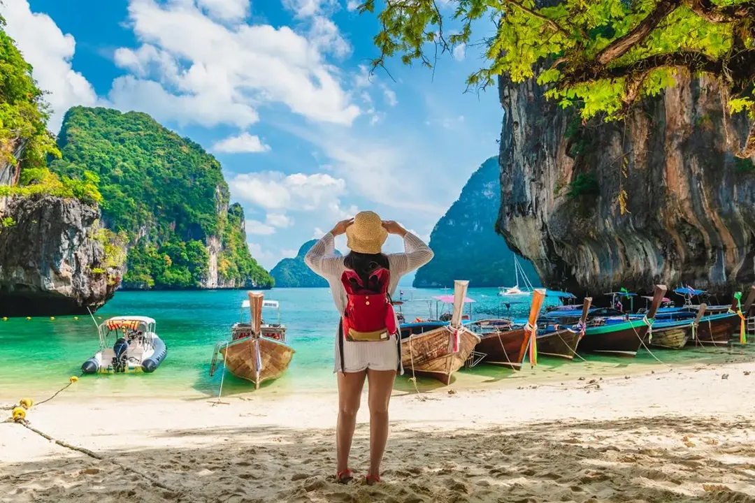 Thai Temples & Beaches